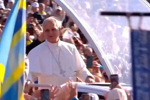 "Aqui, nenhuma fragilidade é rejeitada": Papa pede proteção aos mais vulneráveis durante missa em Lourdes 