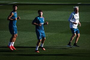 Bruno Fernandes durante o treino da seleção