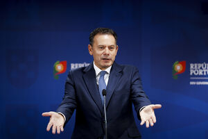 Luís Montenegro 