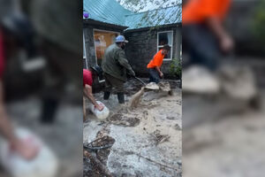 Chuva intensa provoca inundações nos estados norte-americanos do Utah e Arizona