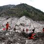Pelo menos 1.372 mortos nas inundações no Nepal e na China 