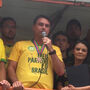 Filho de Bolsonaro procura manter vivo o legado do pai nas presidenciais brasileiras