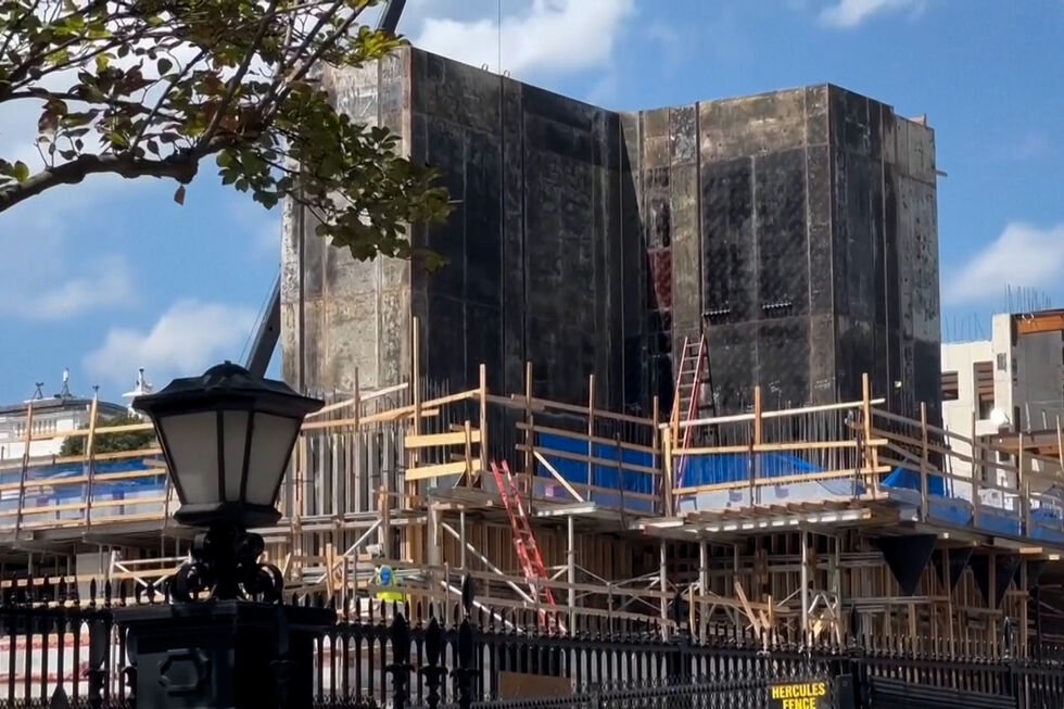 Obras para o novo salão de baile avançam na Casa Branca apesar dos processos judiciais