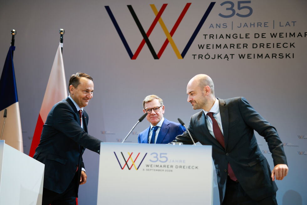 Ministros dos Negócios Estrangeiros da Alemanha, França e Polónia reuniram em Weimar, na Alemanha