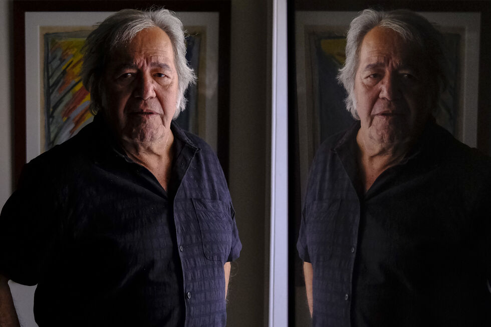 Sérgio Godinho vai publicar o seu primeiro livro de memórais, intitulado "Memória de duas prisões no Brasil (e outras cenas da vida corrente)"