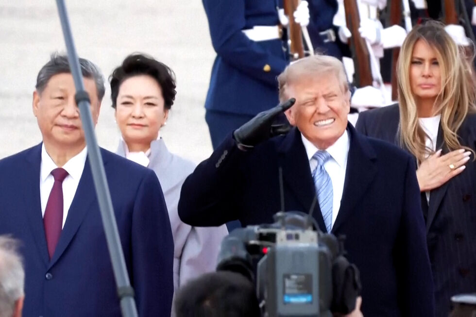 'Rugido' de bombardeiro B-1 deixa Trump incomodado durante receção a Xi Jinping