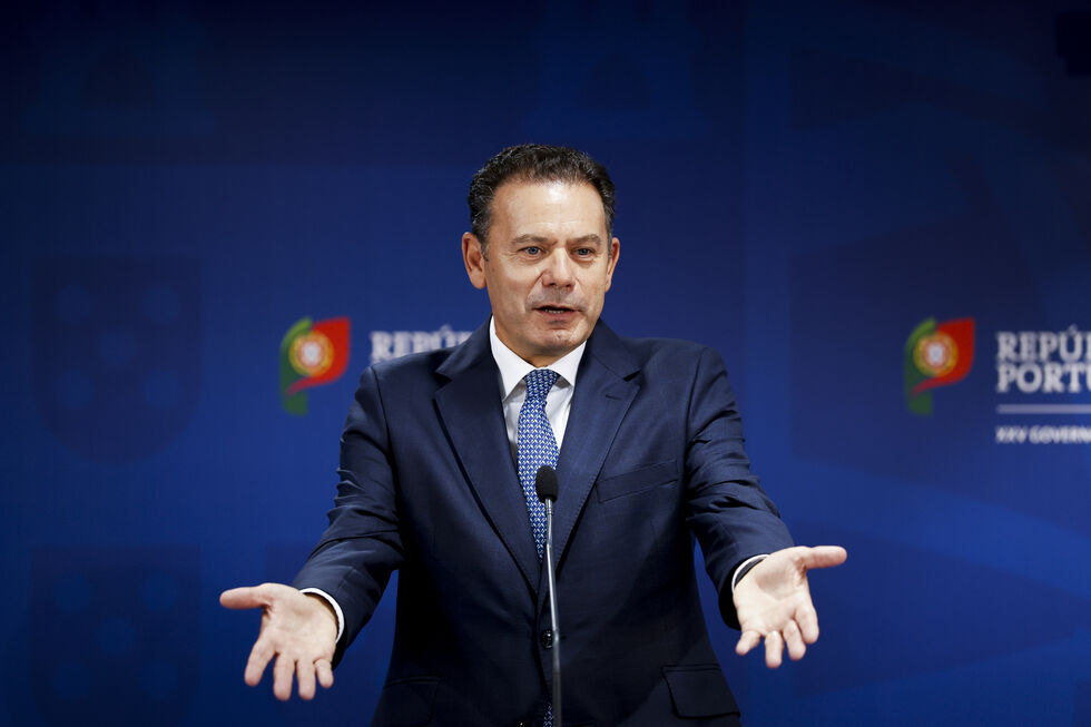 Luís Montenegro 