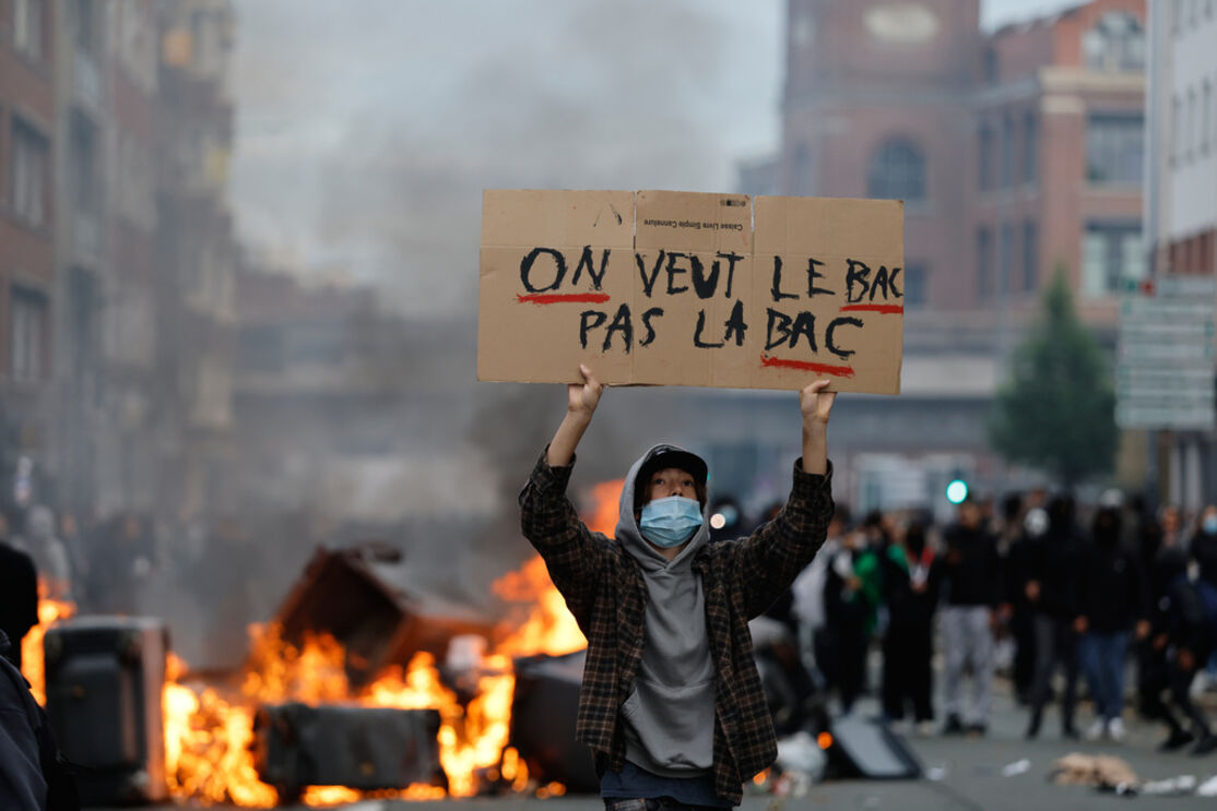 Protestos estudantis espalharam-se por vários pontos de França