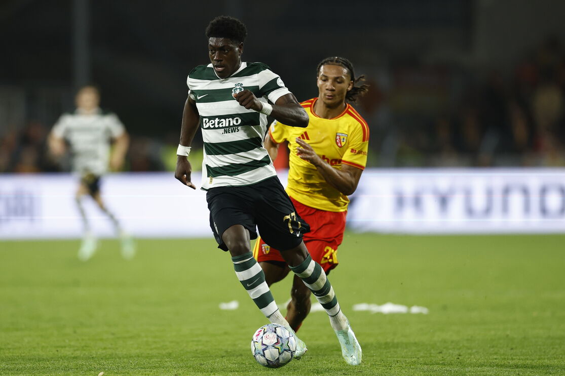 Sporting venceu Lens por 2-0