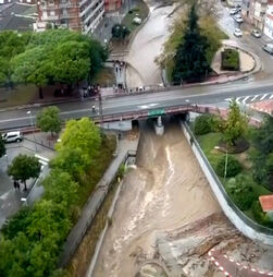 Imagens aéreas mostram rios e ribeiros transbordados após fortes chuvas na Catalunha