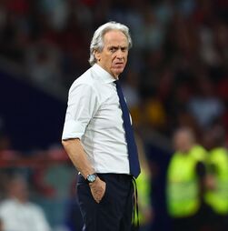 Jorge Jesus fala em 'mal entendido' e diz que Ronaldo tem as portas abertas