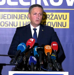 Candidatos à presidência da Bósnia e Herzegovina reivindicam vitória