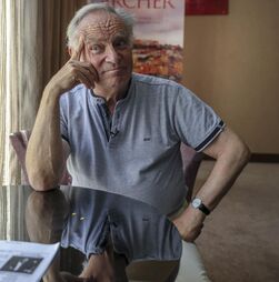 Morreu o escritor e político britânico Jeffrey Archer