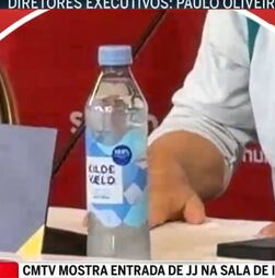 Jorge Jesus levou o guião para a sala de imprensa? Veja o que se passou na conferência 