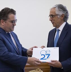 Governo assume salário mínimo nos 970 euros no próximo ano