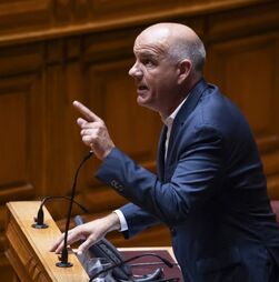 Paulo Raimundo elogia 'dotes de bailarino' de Montenegro mas primeiro-ministro diz dançar mal