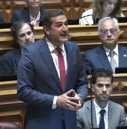 Hugo Soares ataca PS e reforça que foi o 'Governo da geringonça' que enganou os portugueses ao longo de oito anos