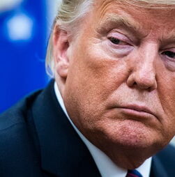 Trump anuncia acordo com a Rússia. Vão ser fornecidas mais de 300 mil toneladas de petróleo ao mercado americano