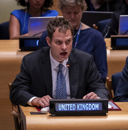 Parlamento britânico vai debater petição popular para regresso à União Europeia 