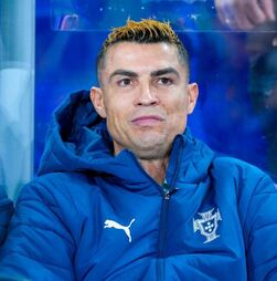 Fãs chineses continuam do lado de Cristiano Ronaldo apesar da 'deserção'