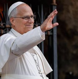 Papa Leão XIV revela que vai ser operado a um nódulo no pulmão