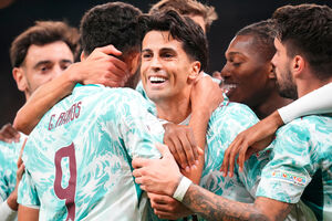 Seleção venceu por 4-2