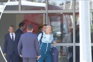 Gritos e assobios: Seleção Nacional é recebida com euforia em Portugal 