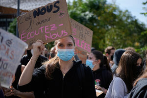 Protestos estudantis espalharam-se por vários pontos de França
