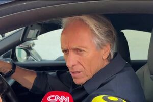 Jorge Jesus: "Li o comunicado [de Cristiano Ronaldo] e agora vou trabalhar"