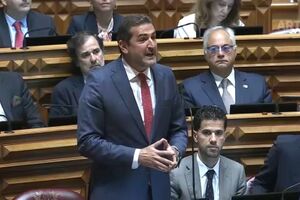 Hugo Soares ataca PS e reforça que foi o "Governo da geringonça" que enganou os portugueses ao longo de oito anos