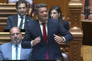 André Ventura: "Problema do primeiro-ministro é não ter qualidade para ser primeiro-ministro"