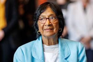 Quem é Navi Pillay, galardoada com o Nobel da Paz?