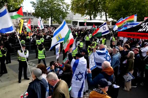 Polícia detém manifestantes pró-Palestina em Londres por apoio a organização proibida 