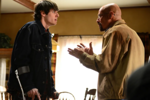 MJ Ritte e Bryan Cranston em cena de Breaking Bad