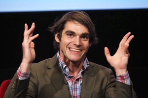 RJ Mitte quebrou estigmas da paralisia cerebral e torna-se ator