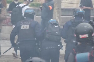 Estudantes continuam a protestar em França