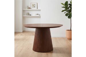 Mesa de jantar redonda com base em madeira para o lar