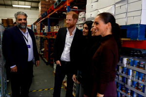 Príncipe Harry e Meghan visitam centro comunitário em Nottingham 