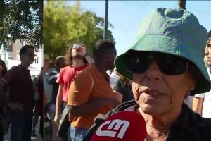 "Não tenho para onde ir": mulher que vai ser despejada de casa onde vive há 22 anos em Lisboa participa em manifestação