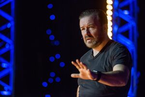 Ricky Gervais vai passar por Lisboa em 2027, no âmbito de uma digressão europeia de stand-up