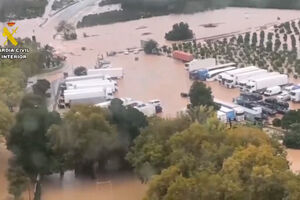 Imagens aéreas mostram várias áreas totalmente inundadas após chuvas torrenciais em Alicante
