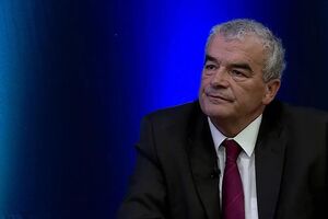 Juiz jubilado do Tribunal de Menores e Família de Mafra, Joaquim Manuel Silva, exige indemnização de meio milhão de euros a Ana Loureiro por difamação
