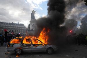 Protestos em França pioraram nos últimos dias, segundo o governo francês