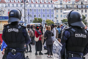 Corpo de Intervenção da PSP interveio para retirar as tendas nas manifestações pela habitação