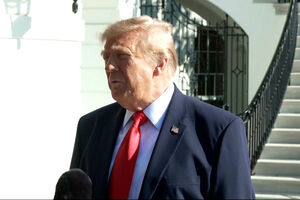 “Está a fazer um excelente trabalho”: Trump elogia Melania pelo papel no cessar-fogo entre a Rússia e Ucrânia 
