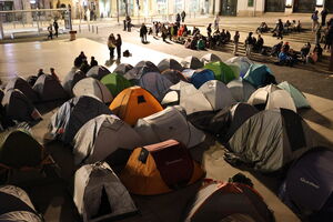 Acampada do Porto decide voltar a montar tendas na Praça D. João I