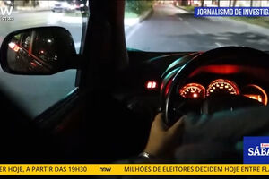 Repórter SÁBADO: máfia de taxistas burla clientes no Cais do Sodré