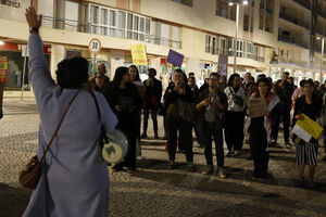 Cerca de 50 pessoas reúnem-se esta noite em Faro