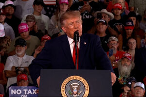 "Vamos torná-lo no 51.º estado": Trump sugere que Venezuela possa integrar os EUA