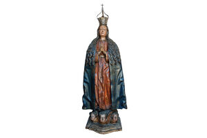 Imagem de Nossa Senhora, peça de arte sacra